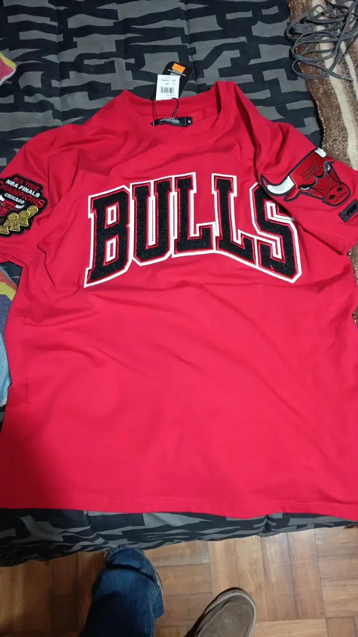 Polera roja NBA Chicago Bulls campeones - 2
