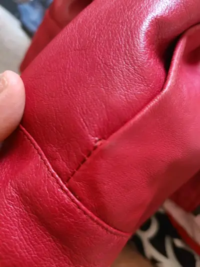 Chaqueta de cuero roja para mujer - miniatura 2