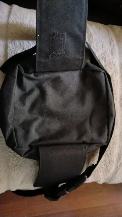 Mochila táctica negra compacta - miniatura 2