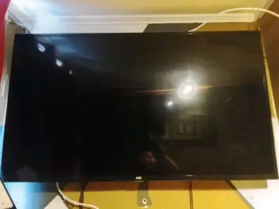 Televisor AOC pantalla plana pulgadas50 - miniatura 1