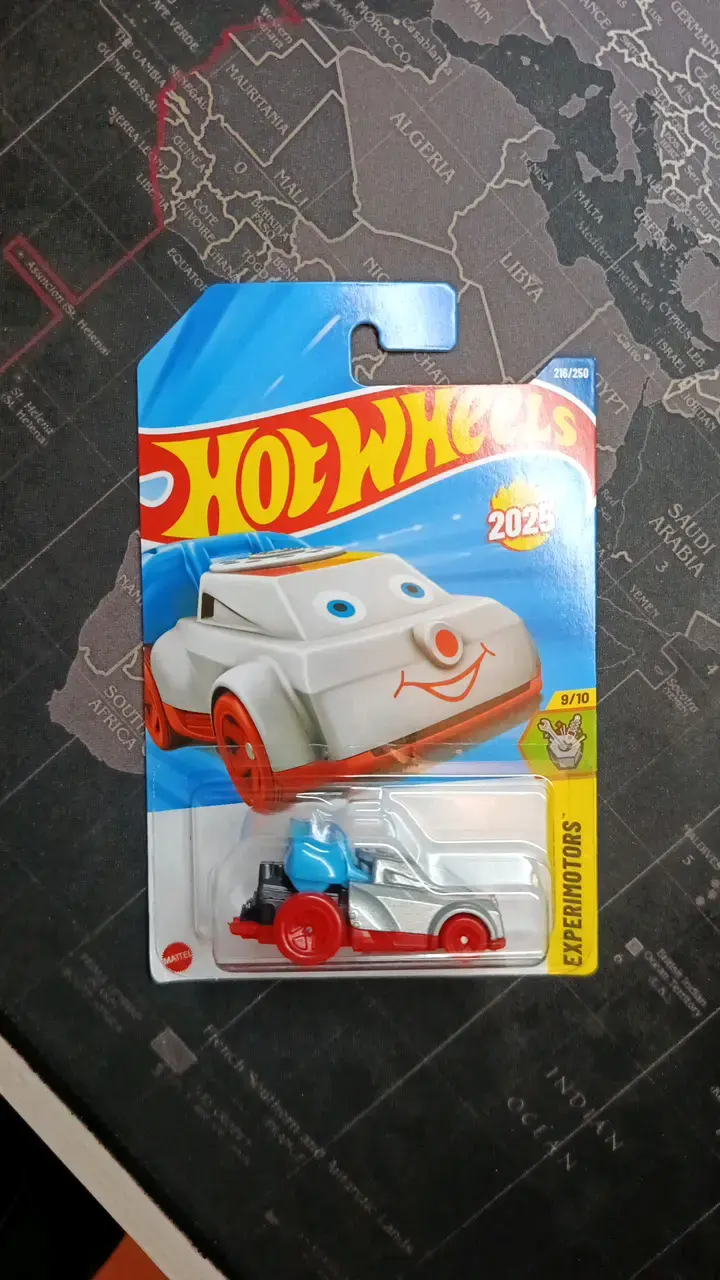 Hot Wheels Experimotors 2025 edición especial