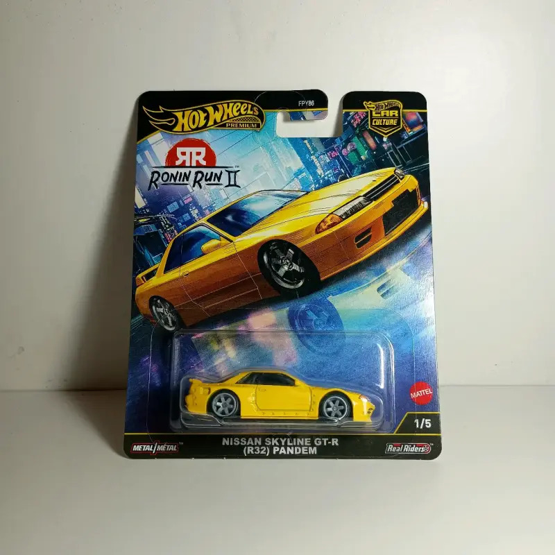 Hot Wheels premiu Nissan Skyline GT-R R32