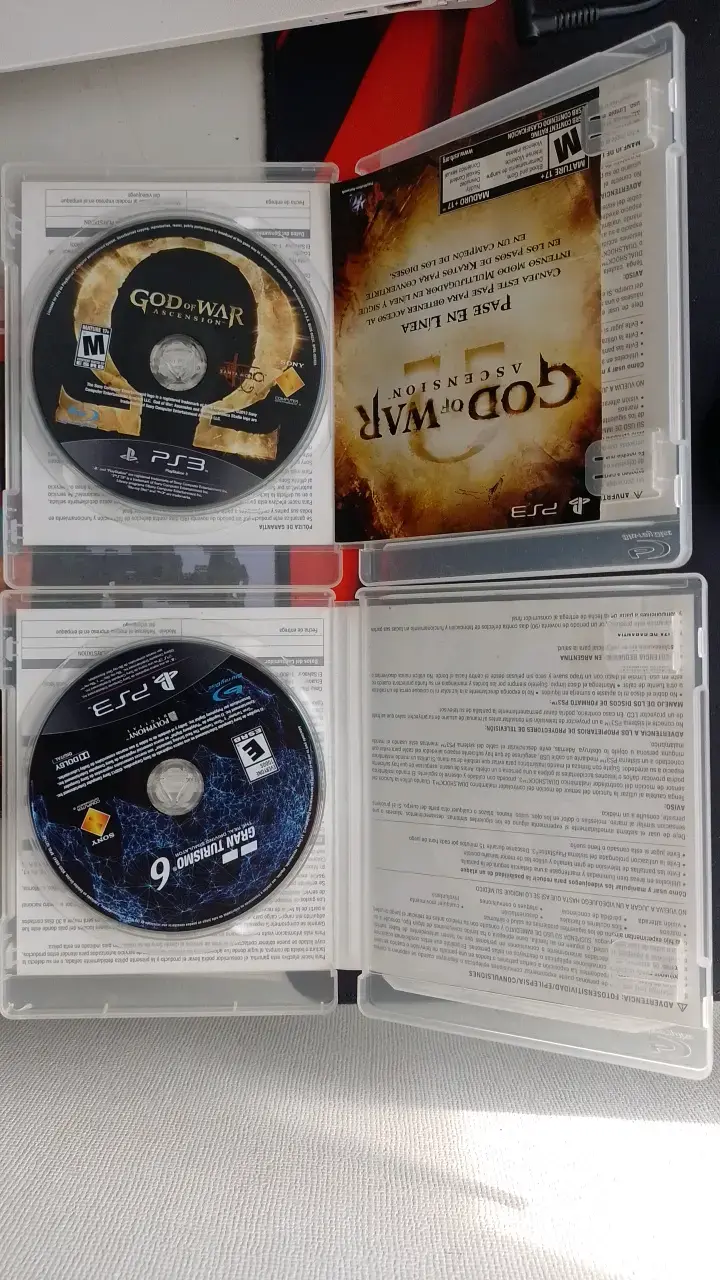 Juegos PS3 God of War Ascension y Gran Turismo 6 - 2