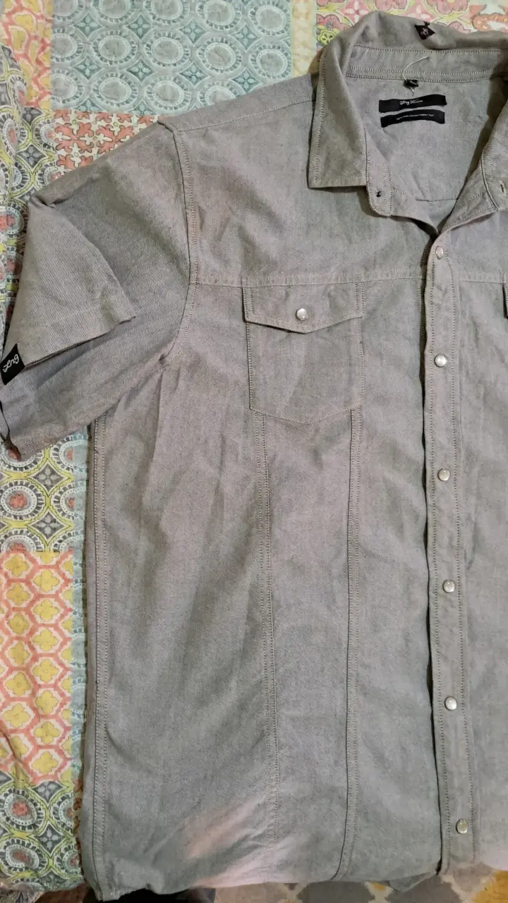 Camisa gris de manga larga Lng - 2