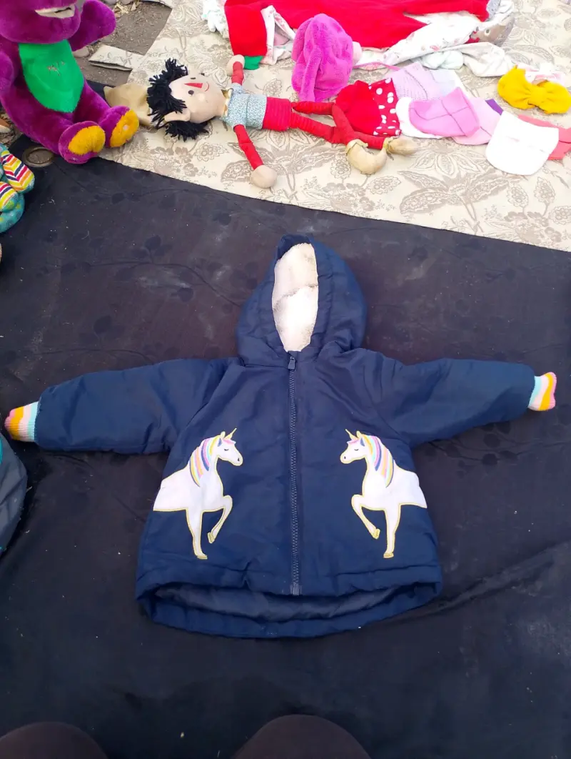 Chaqueta infantil azul con unicornios - 1
