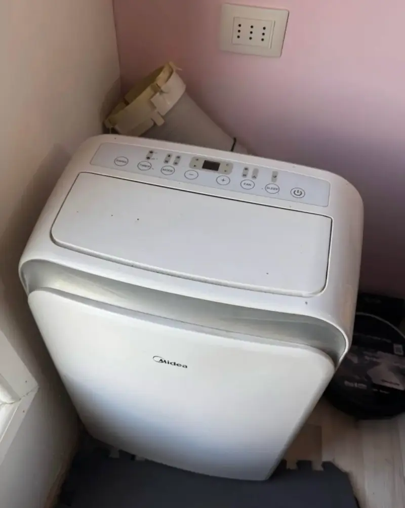 Aire acondicionado portátil Midea 12000 BTU - 4