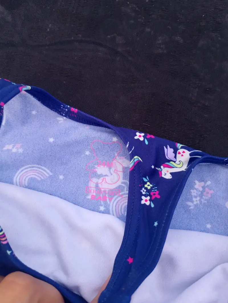 Traje de baño infantil unicornio azul - 2