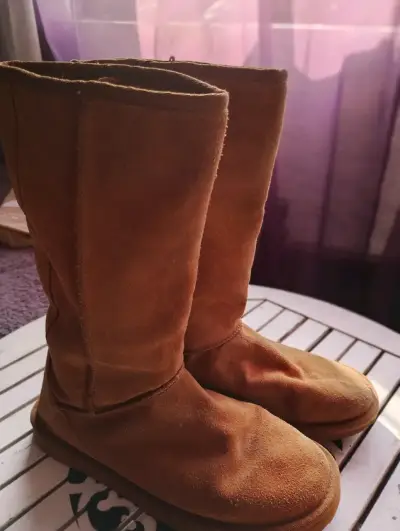 Botas de gamuza marrón para invierno - miniatura 1