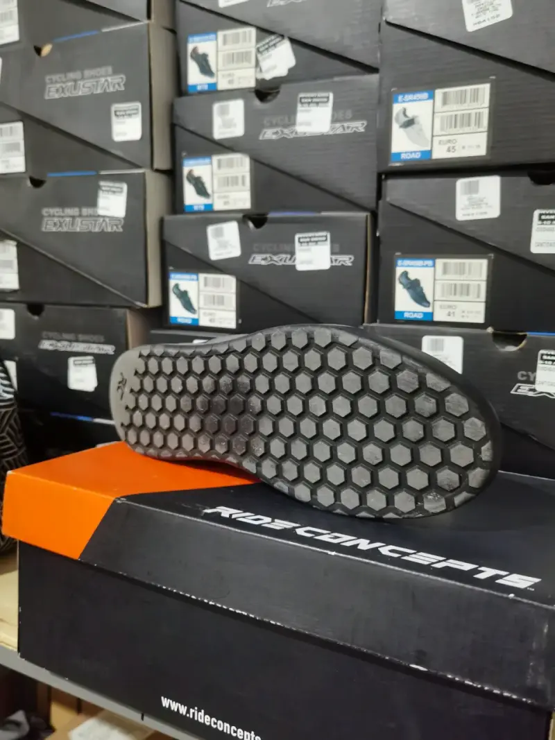Zapatillas ciclismo Ride Concepts gris y negro - 2