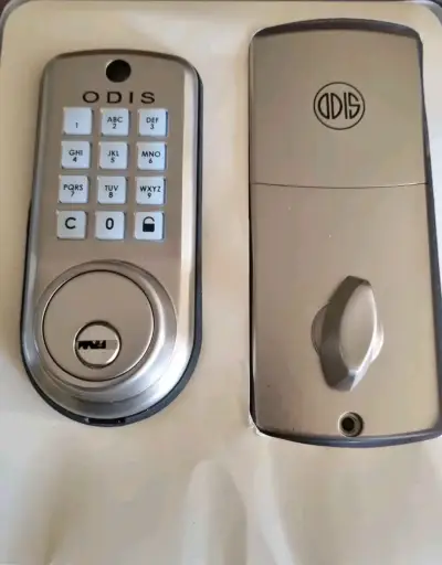 Cerradura digital ODIS con teclado numérico - miniatura 1