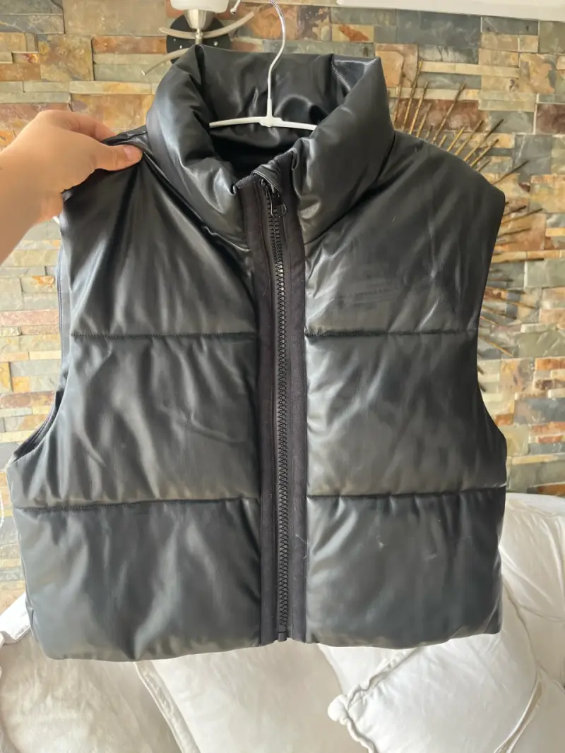 Puffa corta negro sin mangas - 1