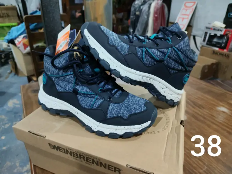 Zapatillas outdoor Weinbrenner negras talla 41 - 6