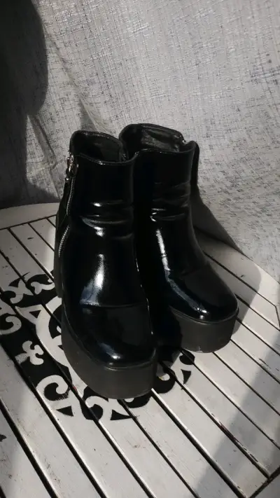 Botines de charol negro con plataforma - miniatura 4