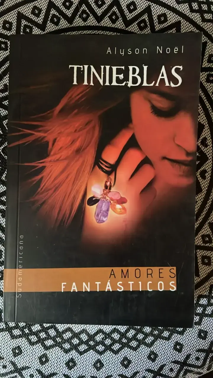 Saga de 5 libros “Los inmortales” de Alyson Noël - 4
