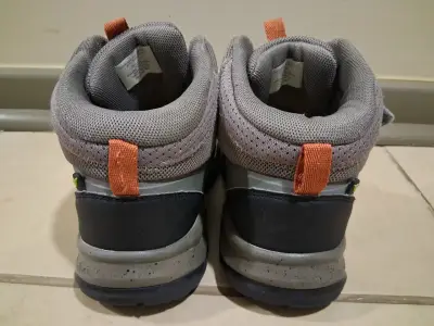 Botas de montaña grises para niños, trekking. - miniatura 3