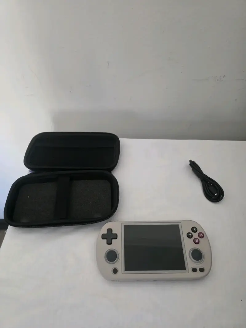 Consola Portátil Retro Anbernic RG40XX H - 2