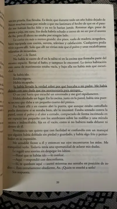 Libro 'Strange' de Alex Mírez - miniatura 2
