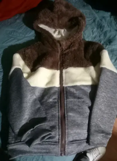 Chaqueta con capucha de felpa multicolor - miniatura 1
