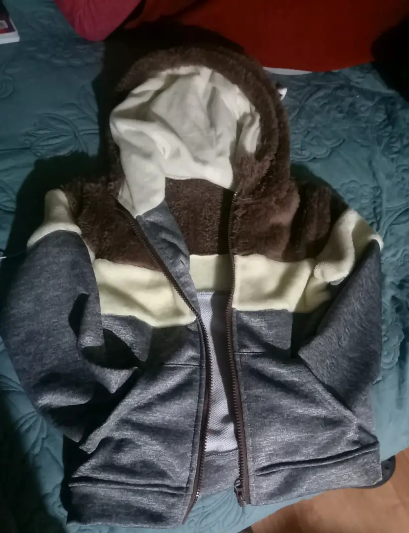 Chaqueta con capucha de felpa multicolor - 2