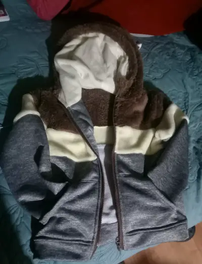 Chaqueta con capucha de felpa multicolor - miniatura 2