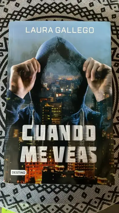 Libro 'Cuando me veas' de Laura Gallego - miniatura 1
