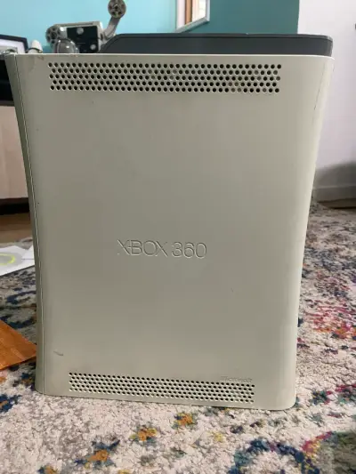 Consola Xbox 360 con caja y manuales - miniatura 6