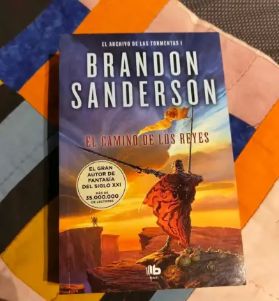 Libro 'El Camino de los Reyes' de Brandon Sanderson - miniatura 1