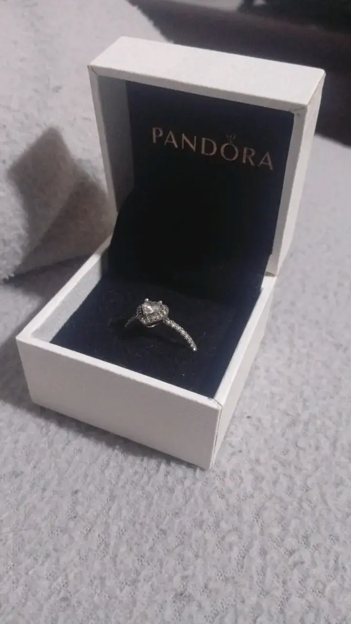 Anillo Pandora con diseño de corazón - 3