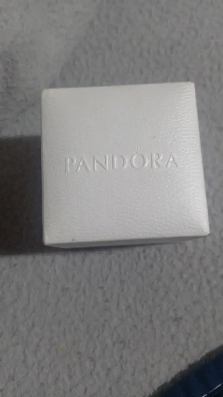 Anillo Pandora con diseño de corazón - 5