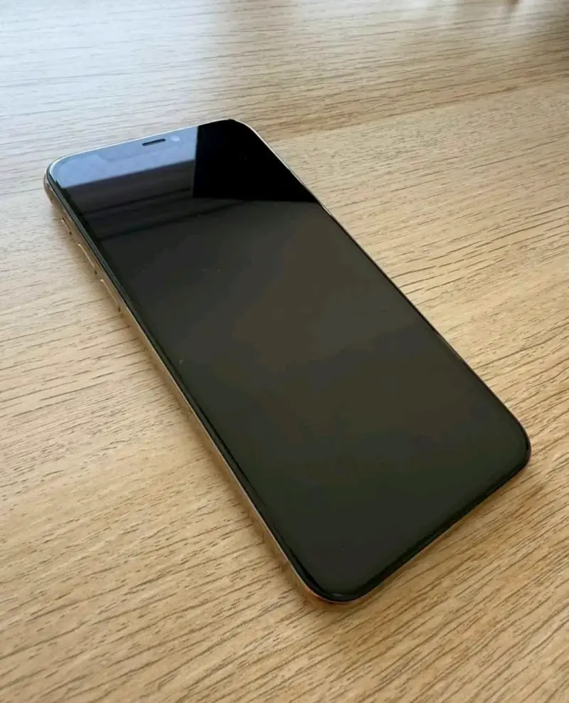 iPhone 11 Pro en caja original - 2