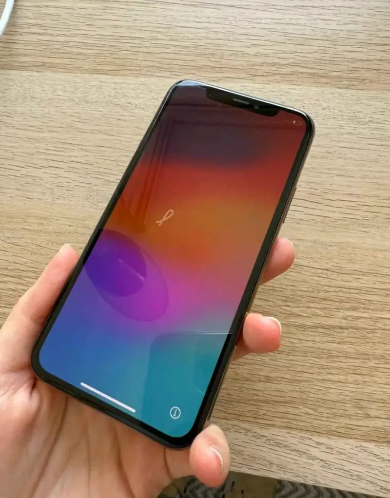 iPhone 11 Pro en caja original - 5