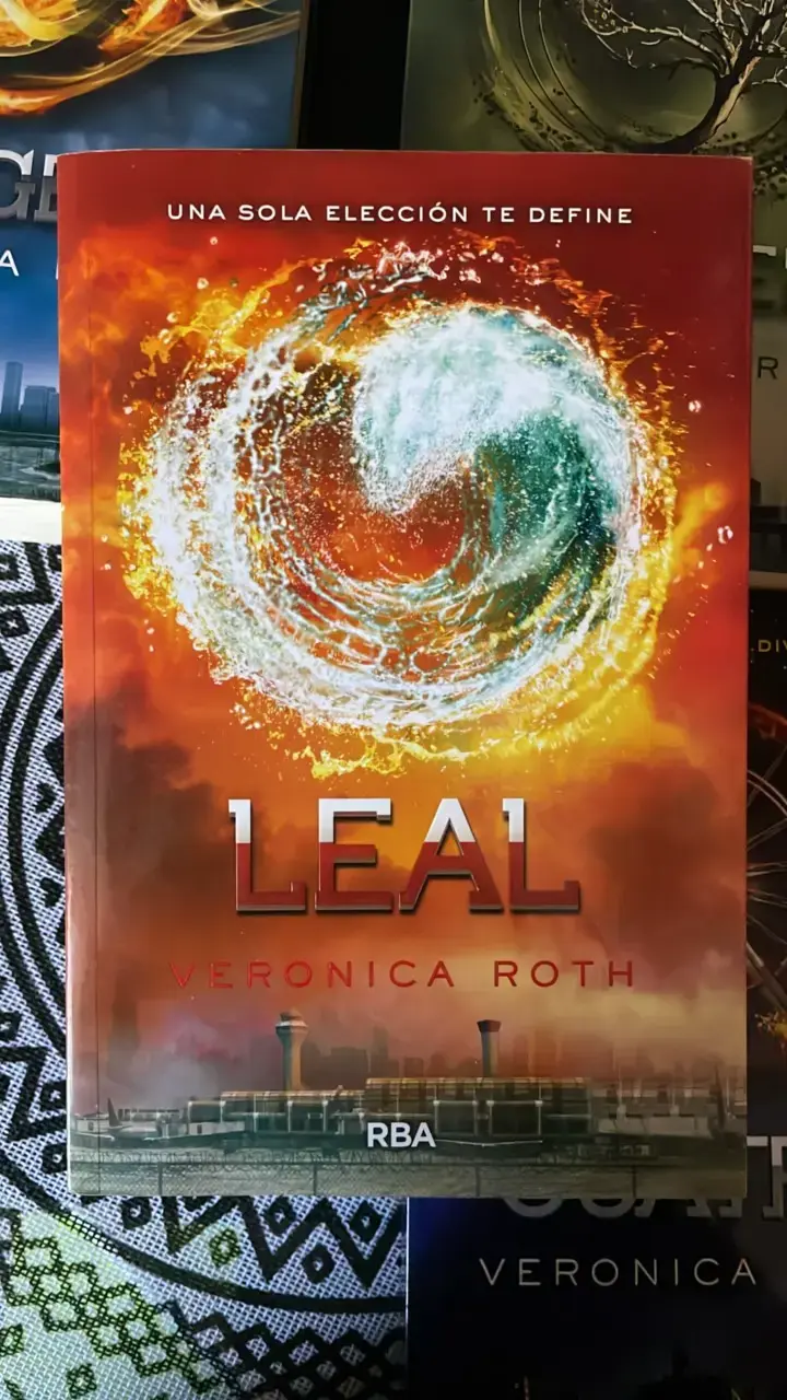 Colección completa saga Divergente Veronica Roth - 4