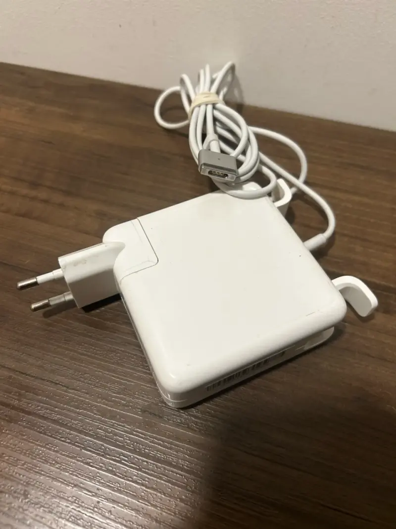 Cargador MacBook 85w 20v 4.25a Dm - 3