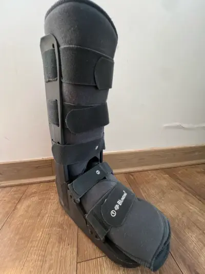 Bota ortopédica inmovilizadora larga  pie,tobillo - miniatura 3