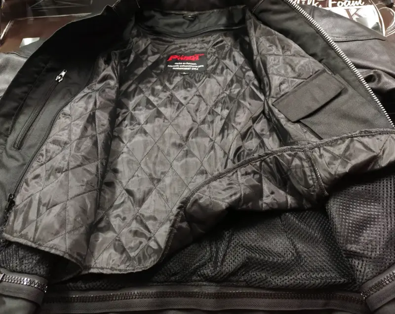 Chaqueta de cuero negra para motociclista - 4