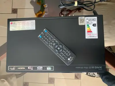 Reproductor de DVD LG con HDMI y control remoto - miniatura 2
