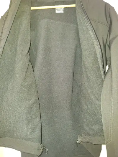 Chaqueta softshell negra KANO impermeable - miniatura 4