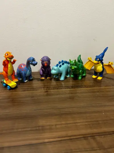 Set de dinosaurios T-rex  Disney - miniatura 1