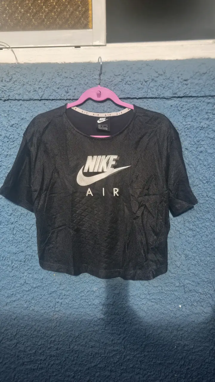 Polera Nike Air negra para mujer - 1
