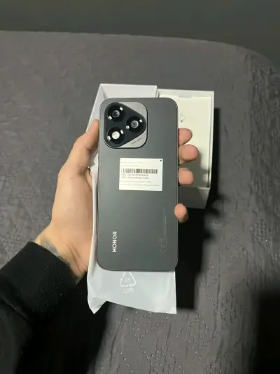 Cargador rápido USB con cable incluido - miniatura 2