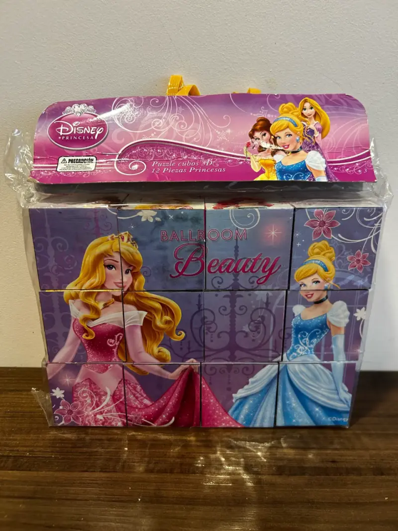 Puzzle cubos 3D Princesas Disney 12 piezas 6 diseñ - 1