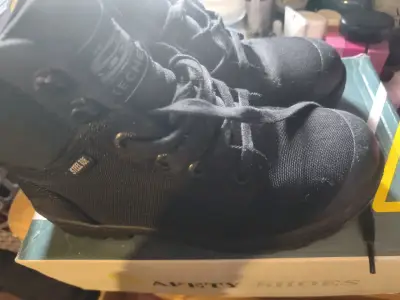 Botas negras de seguridad - miniatura 5