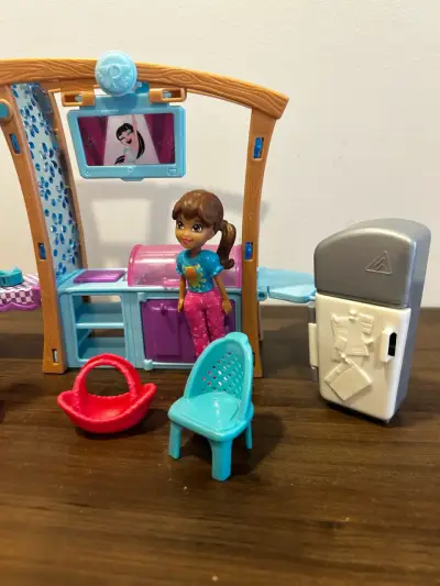 Polly Pocket Fiesta de Parrilladas Mattel - miniatura 5