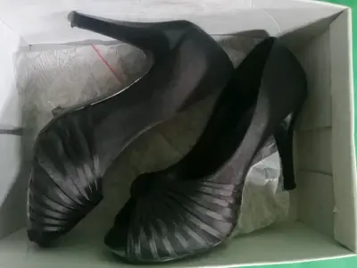 Zapatos de tacón negro elegante Detogni - miniatura 4