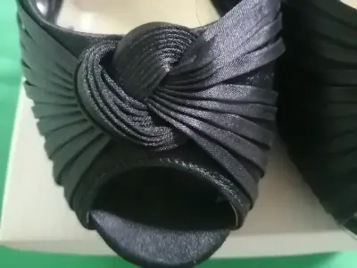 Zapatos de tacón negro elegante Detogni - miniatura 5