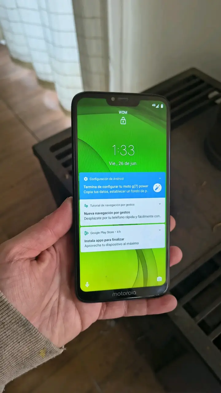Smartphone Motorola Moto G7 Power en buen estado - 1