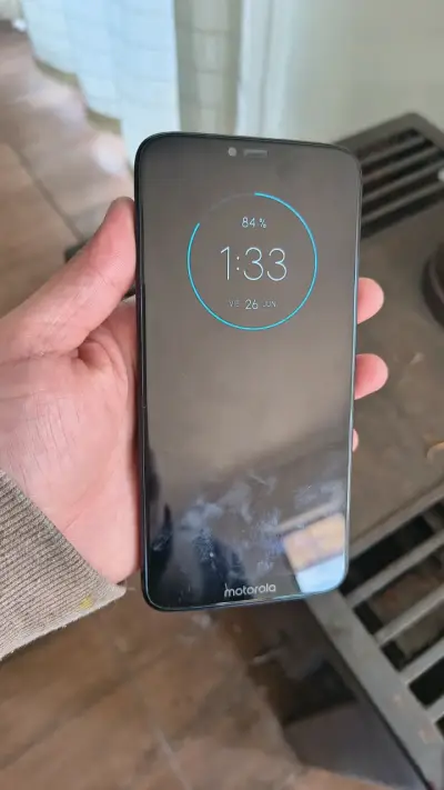 Smartphone Motorola Moto G7 Power en buen estado - miniatura 3