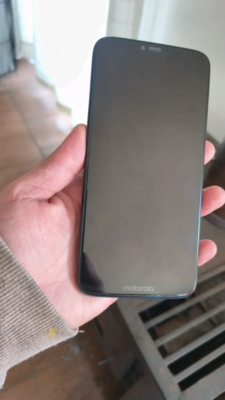 Smartphone Motorola Moto G7 Power en buen estado - 6