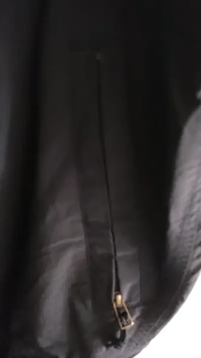 Pantalones negros de hombre en buen estado - miniatura 3