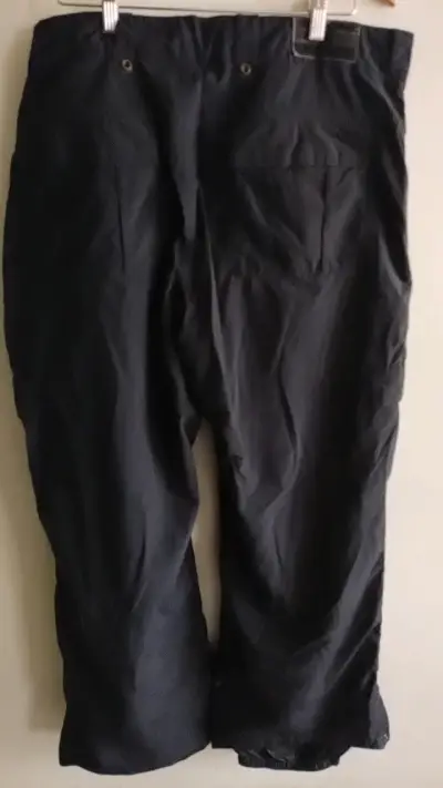 Pantalones negros de hombre en buen estado - miniatura 4